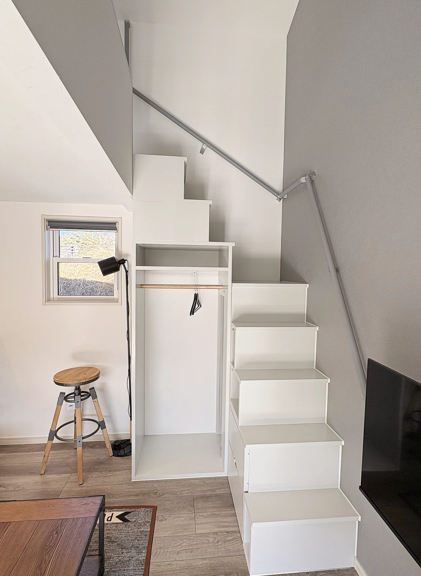 造作階段・収納