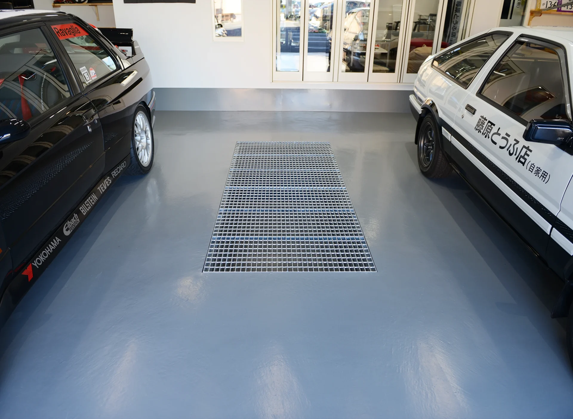 ガレージ内観②