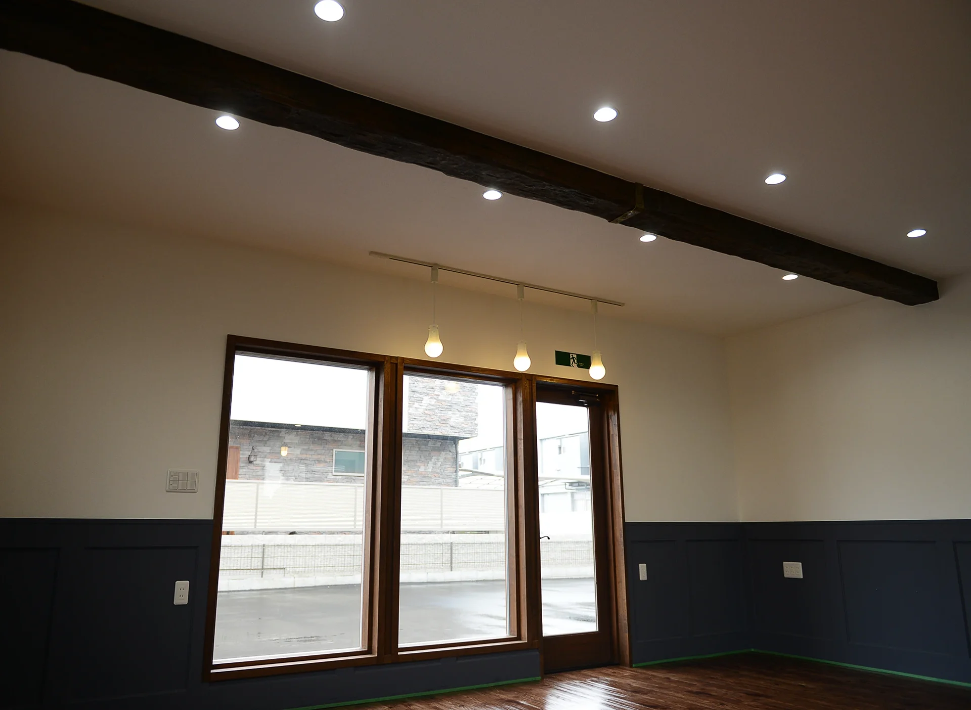 内観 - 1階事務所